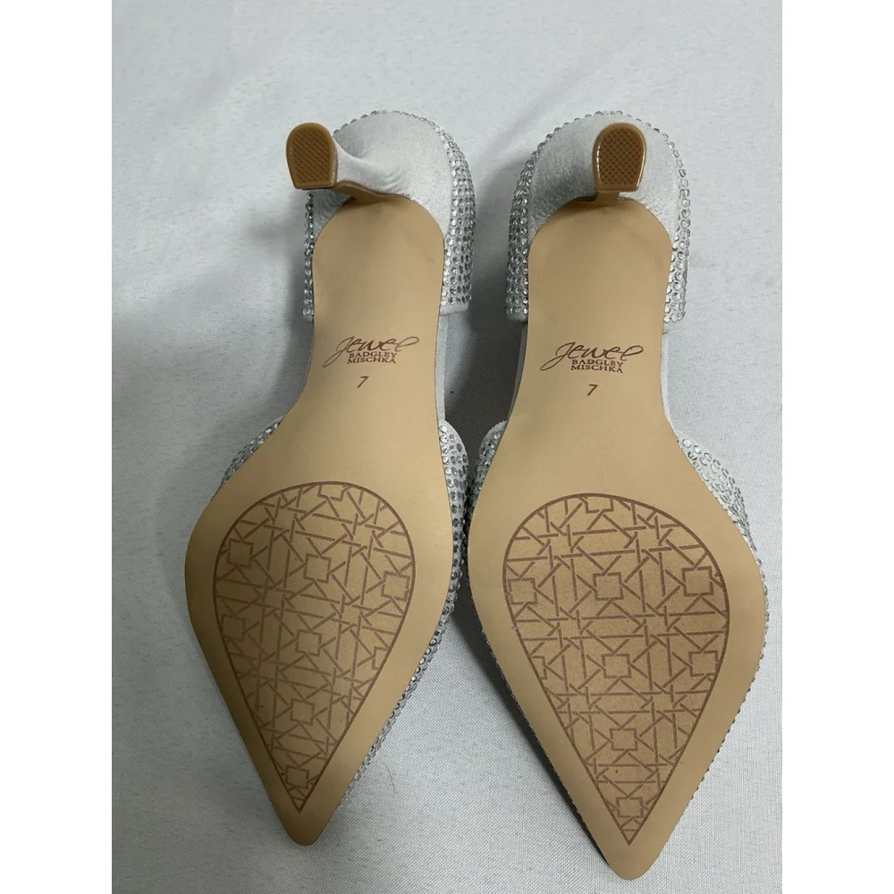 Woman’s NWOT Jewel Badgley Michka Slip On Stiletto Pumps 7 Silver Rhinestone Bow - Picture 7 of 8